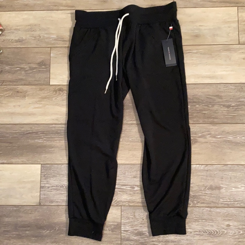 Women’s lightweight jogger pants